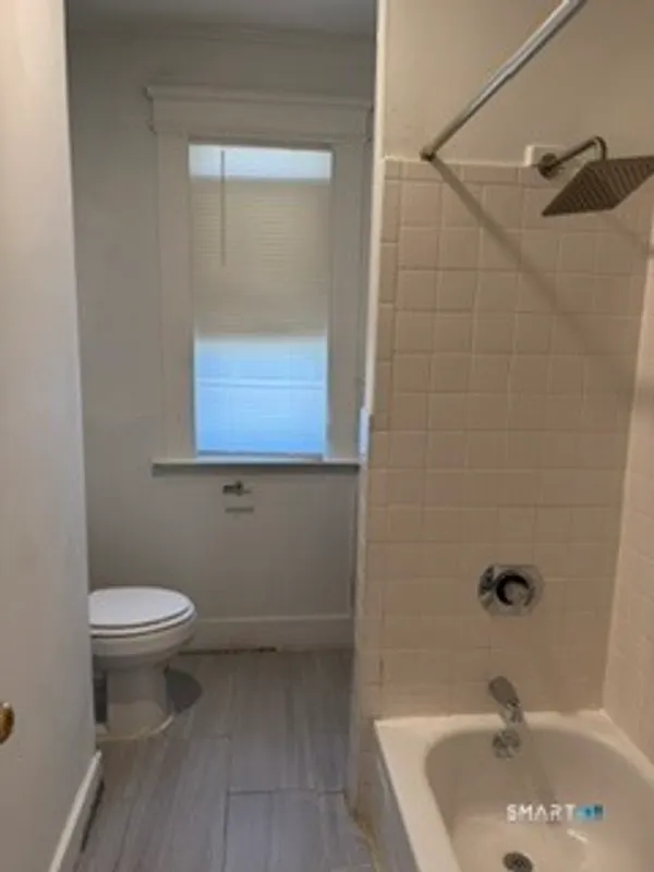119 Hobart Street  #2nd floor Photo 28