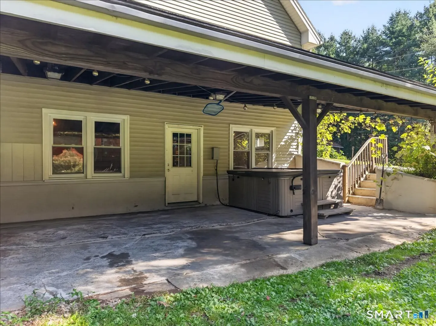 21 Thompson Road Photo 34