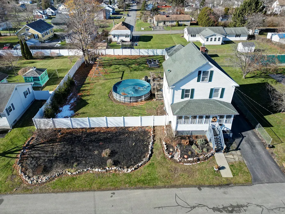 25 Calumet St Photo 52
