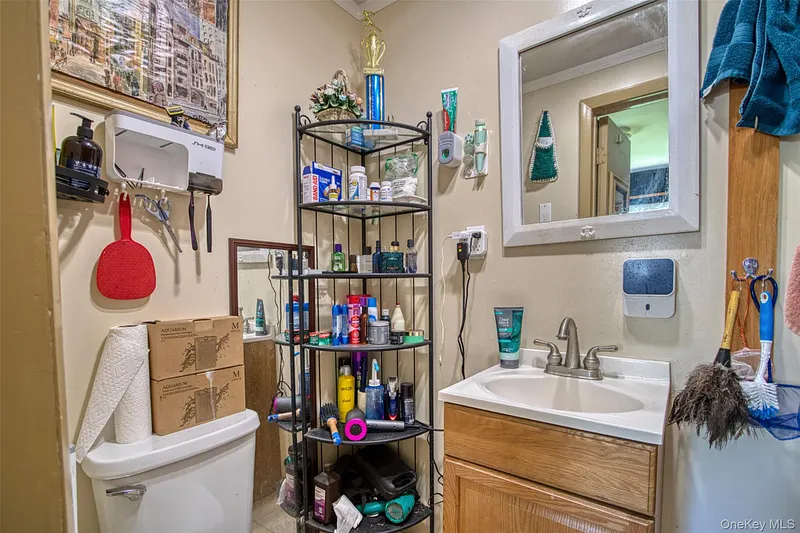 32 Mager Avenue Photo 15