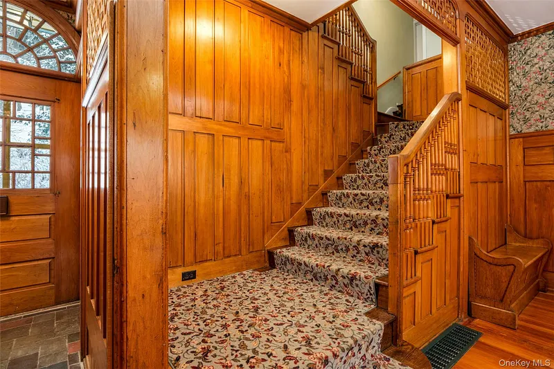 6 Westridge Road Photo 30